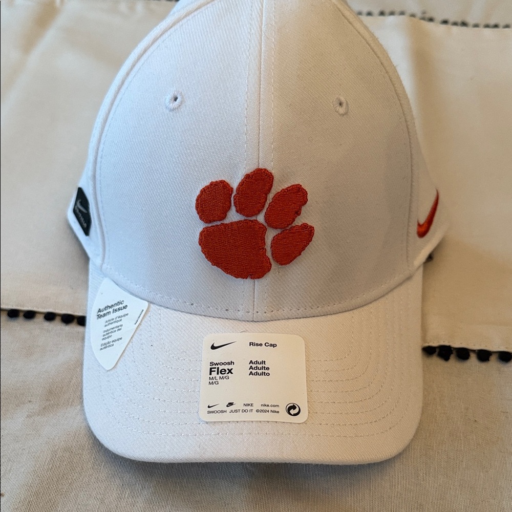 Nike White and Orange Men's Hat
